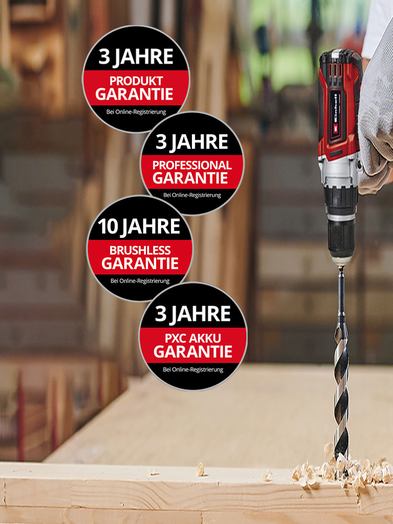 Hier sehen Sie einen Mann in einer Werkstatt mit einer Einhell-Bohrmaschine im Einsatz. Außerdem wurden die Symbole für die verschiedenen Arten der Garantieverlängerung auf dem Bild platziert. Folgende Garantieerweiterungen sind möglich: „Produktgarantie“, „Professional Garantie“, „Brushless Garantie“, „Akku-Garantie“.